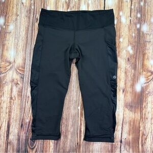 Lululemon Athletica Women’s Cut The Crop Leggings in Black Size 6